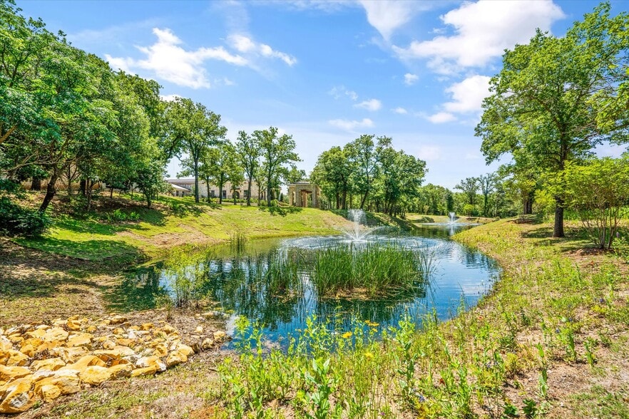 More Photos Of 7700 Glen Rose Hwy, Granbury Lodge Meeting Hall For Sale