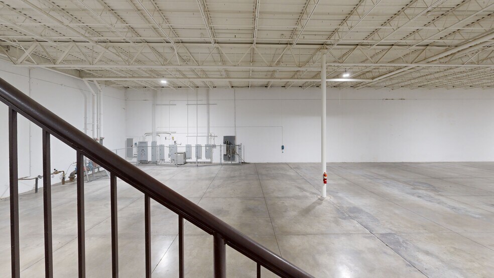 Primary Photo Of 3201 N Ridge Rd E, Ashtabula Freestanding For Lease