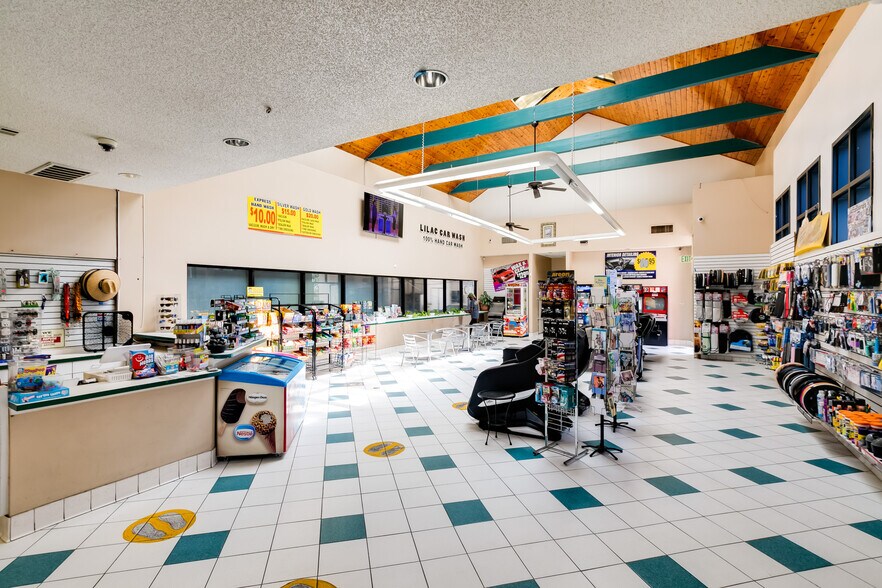 More Photos Of 445 W Foothill Blvd, Rialto Carwash For Sale