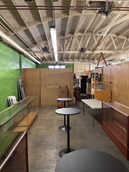 More Photos Of 3646 Fruitland Ave, Maywood Industrial For Sale