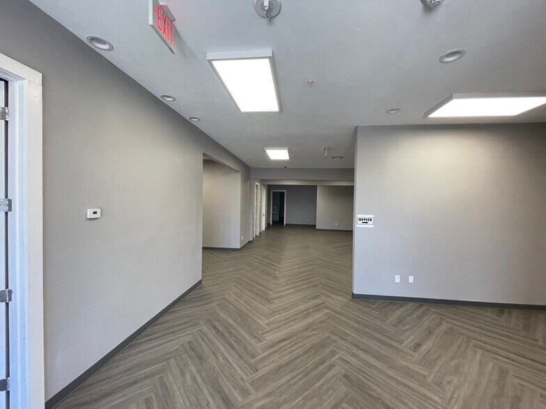 More Photos Of 11800 Magnolia Pky, Manvel Office For Lease