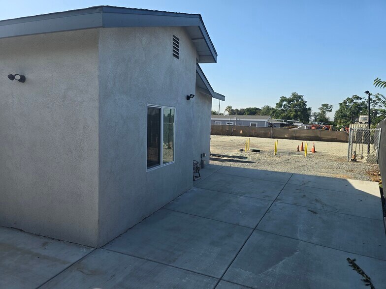 More Photos Of 11146 Chico Ave, Pomona Land For Lease