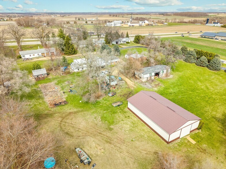 More Photos Of 2280 S Rock City Rd, Ridott Multifamily For Sale