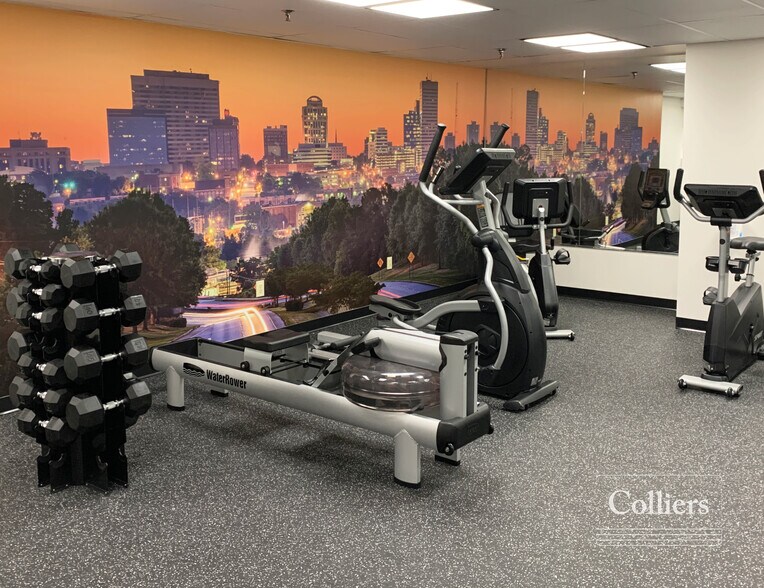 More Photos Of 1441 Main St, Columbia Office For Lease