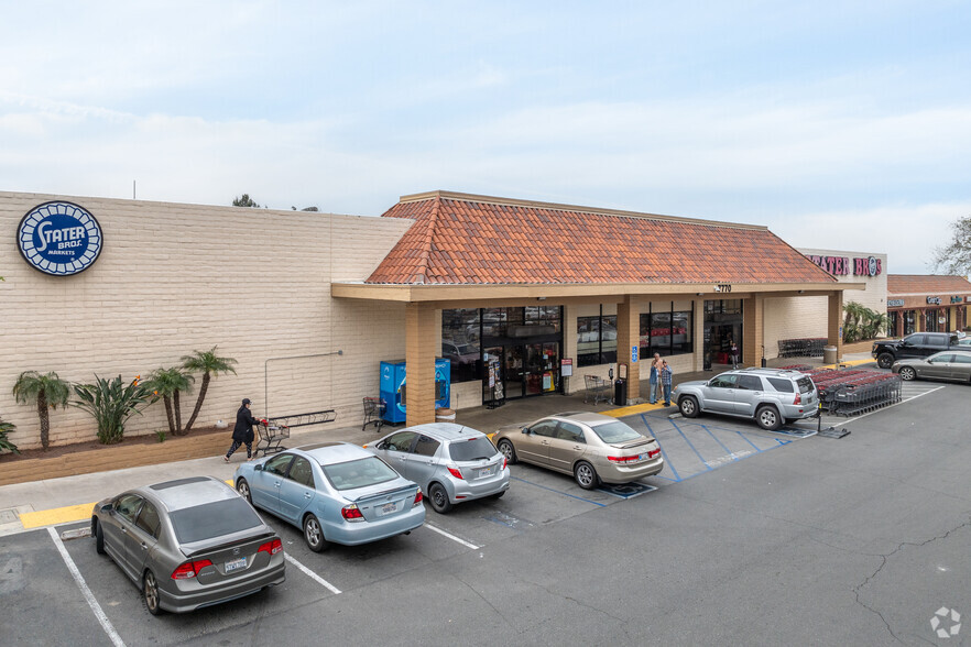 Primary Photo Of 7700 Limonite Ave, Jurupa Valley Supermarket For Lease