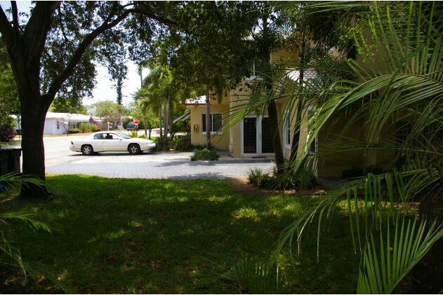 More Photos Of 749 NE 16th Ave, Fort Lauderdale Apartments For Sale