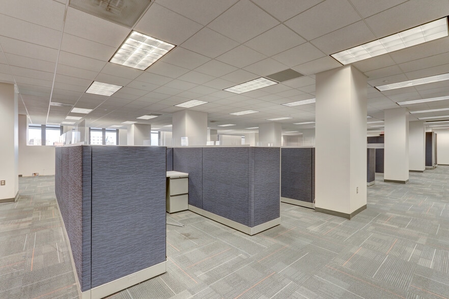 More Photos Of 1 W State St, Trenton Office For Lease