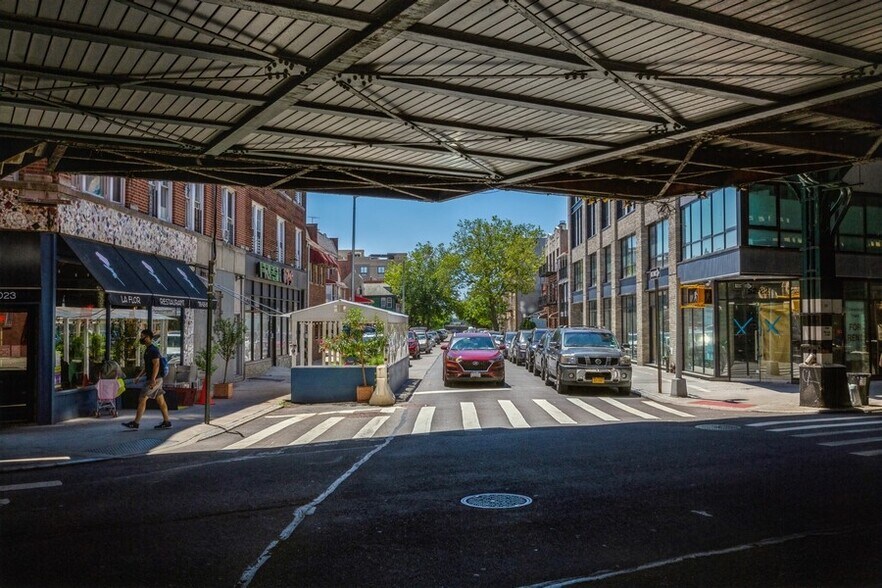 More Photos Of 4132 53rd St, Woodside Apartments For Sale