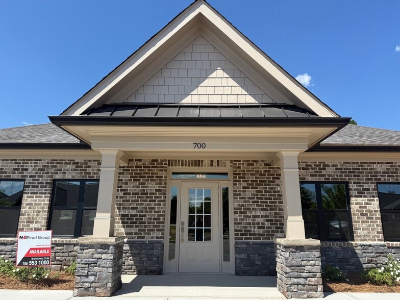 Primary Photo Of 1060 Garland Dr, Bogart Unknown For Lease