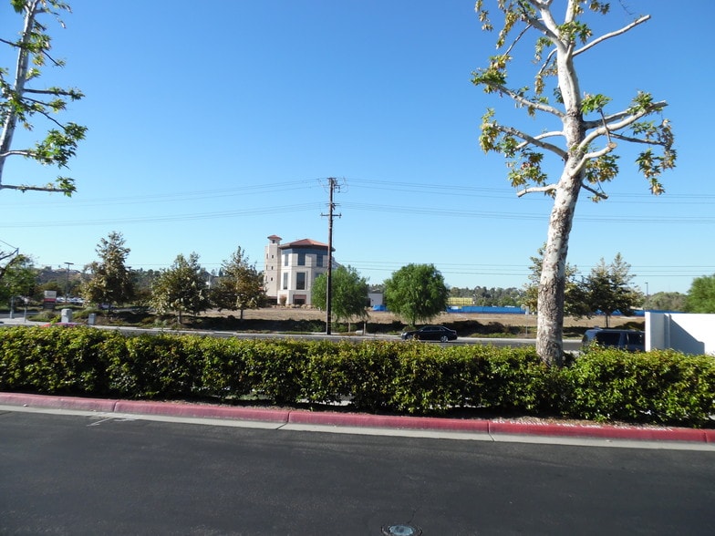 More Photos Of 31685 Temecula Pky, Temecula Freestanding For Lease