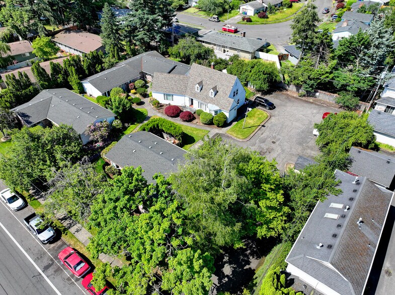 More Photos Of 1397-1407 SE 130th Ave, Portland Apartments For Sale