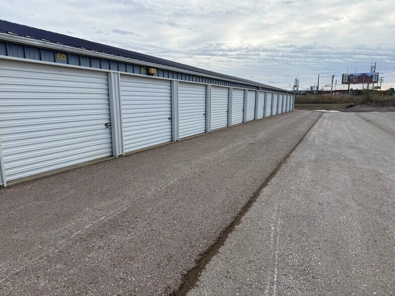 More Photos Of 4101 Biernbaum ln, Rapid City Specialty For Sale