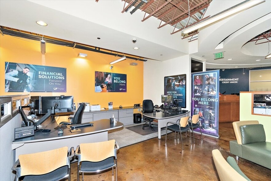 More Photos Of 2520 W Olive Ave, Burbank Medical For Lease