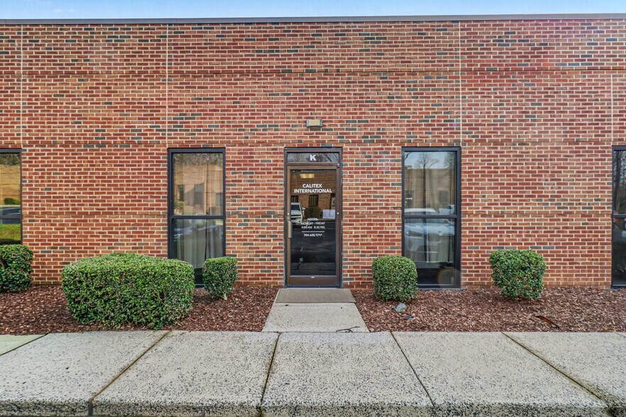 More Photos Of 4455 Morris Park Dr, Mint Hill Light Distribution For Lease