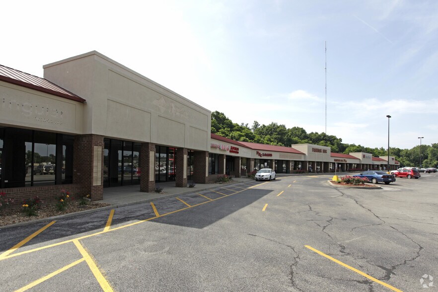 More Photos Of 2480 US Highway 41 N, Henderson Unknown For Lease