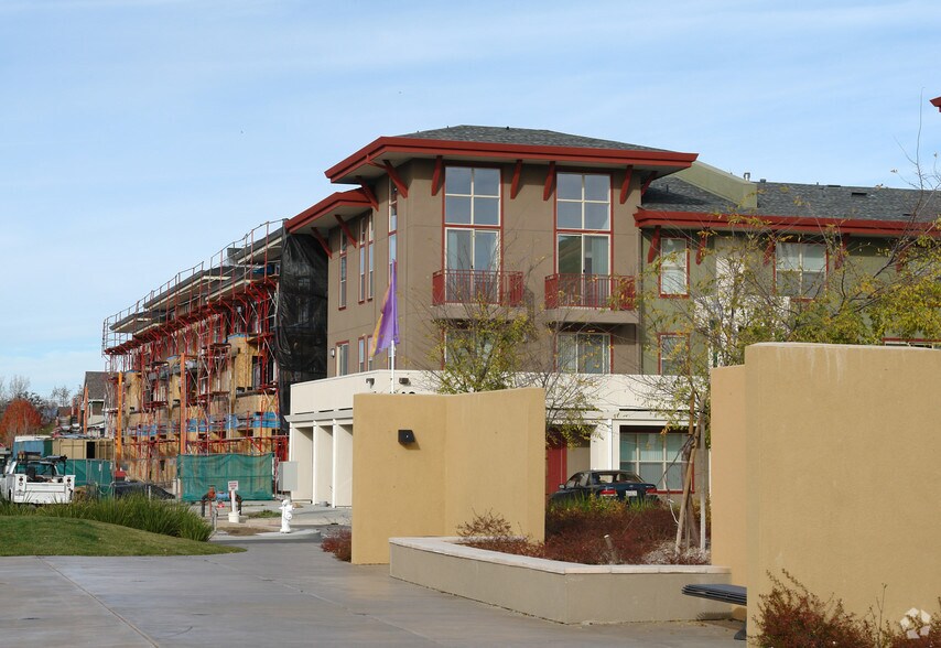 More Photos Of 965 Doubles Dr, Santa Rosa Apartments For Lease