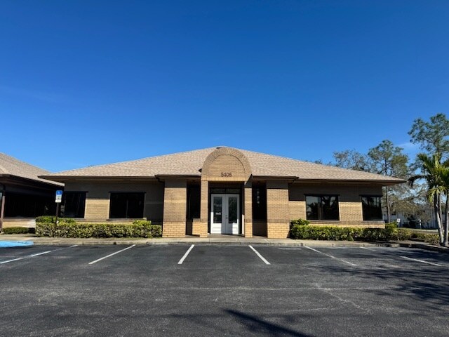 Primary Photo Of 5405-5415 Park St N, Saint Petersburg Medical For Lease