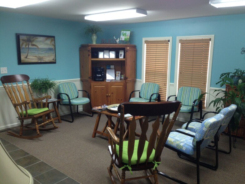 More Photos Of 1786 Pine Valley Dr SW, Supply Medical For Sale