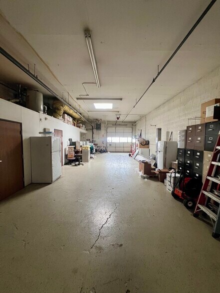 More Photos Of 1519 Pittman Ave, Sparks Service For Lease