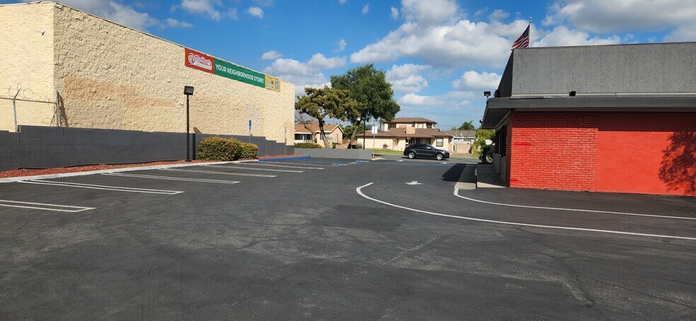 More Photos Of 1771 Indian Hill, Pomona Fast Food For Sale