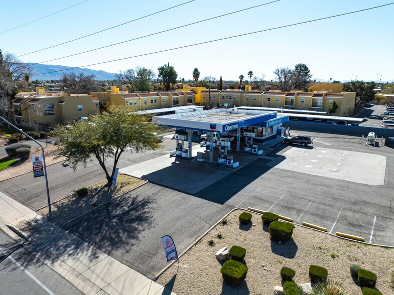 More Photos Of 8530 E Speedway Blvd, Tucson Service Station For Sale