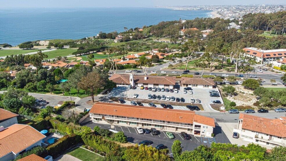 More Photos Of 316-348 Tejon Pl, Palos Verdes Estates Storefront Retail Office For Sale
