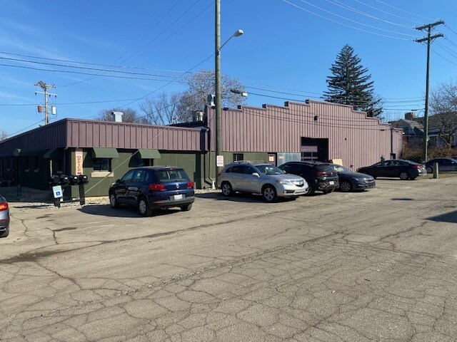 More Photos Of 310-322 W Ann St, Ann Arbor Warehouse For Sale