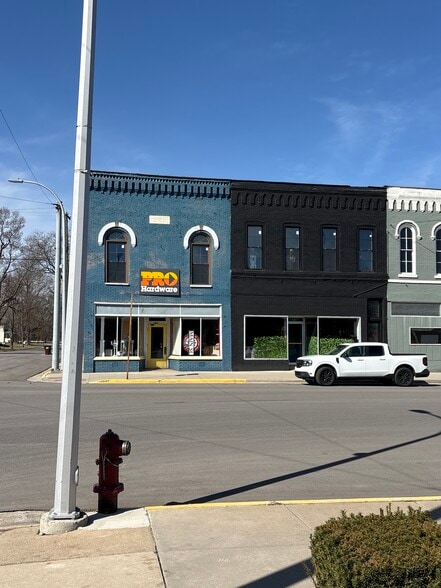 Primary Photo Of 60-64 Saline St, Petersburg Storefront Retail Residential For Sale
