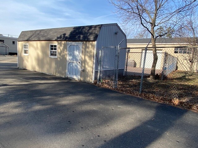 More Photos Of 1035 US Highway 9, Howell Storefront Retail Office For Lease