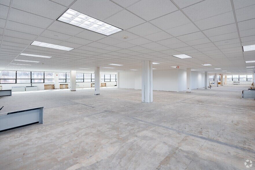 More Photos Of 2201 Rt 38, Cherry Hill Office For Lease