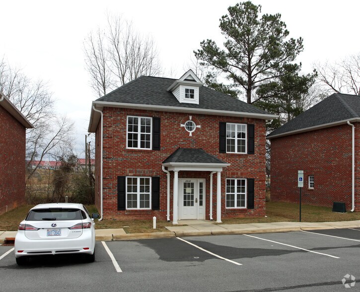 More Photos Of 2318 Katie Leigh Ln, Monroe Office For Lease