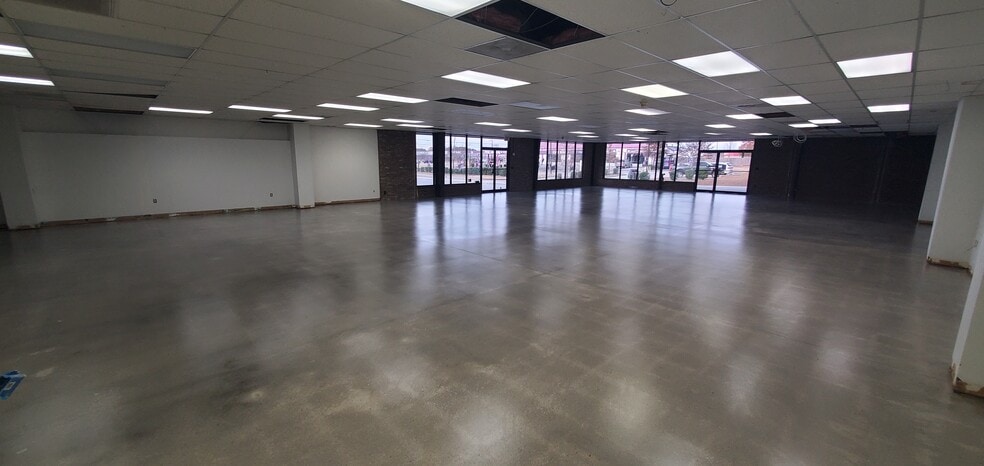 Primary Photo Of 2854 Wade Hampton Blvd, Taylors Storefront Retail Office For Lease