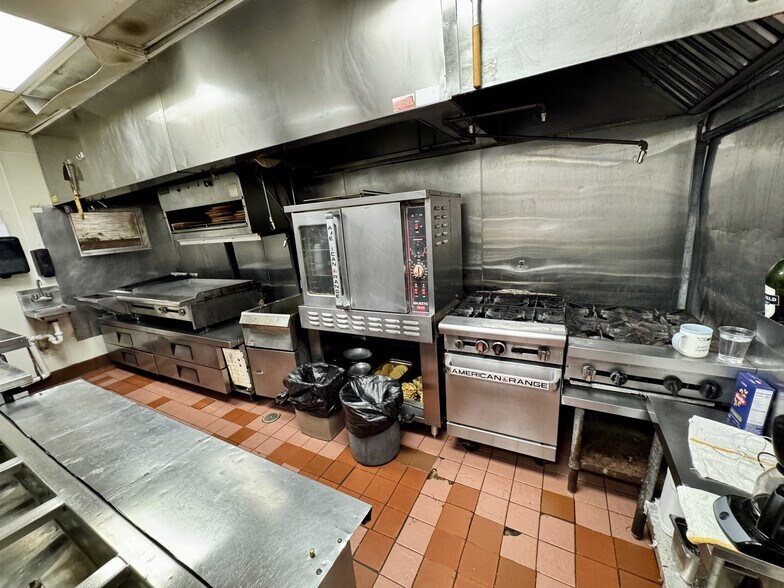 More Photos Of 195 W Granada Blvd, Ormond Beach Restaurant For Sale