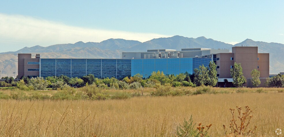 More Photos Of 2500 LakePark Blvd, West Valley Office For Lease