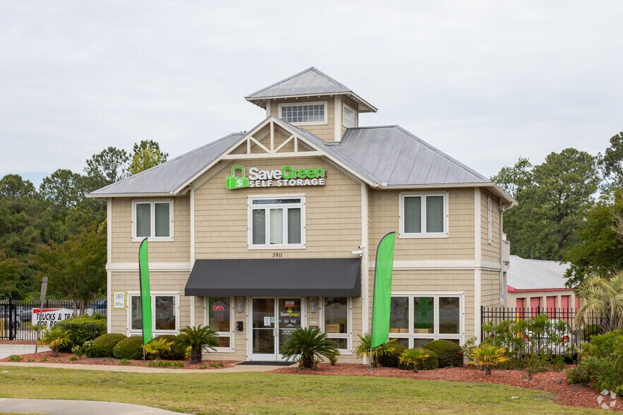 Primary Photo Of 5811 Market St, Wilmington Self Storage For Lease