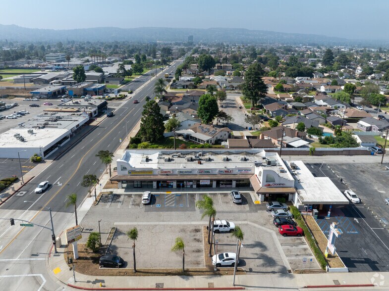 More Photos Of 468-480 E San Bernardino Rd, Covina Freestanding For Lease