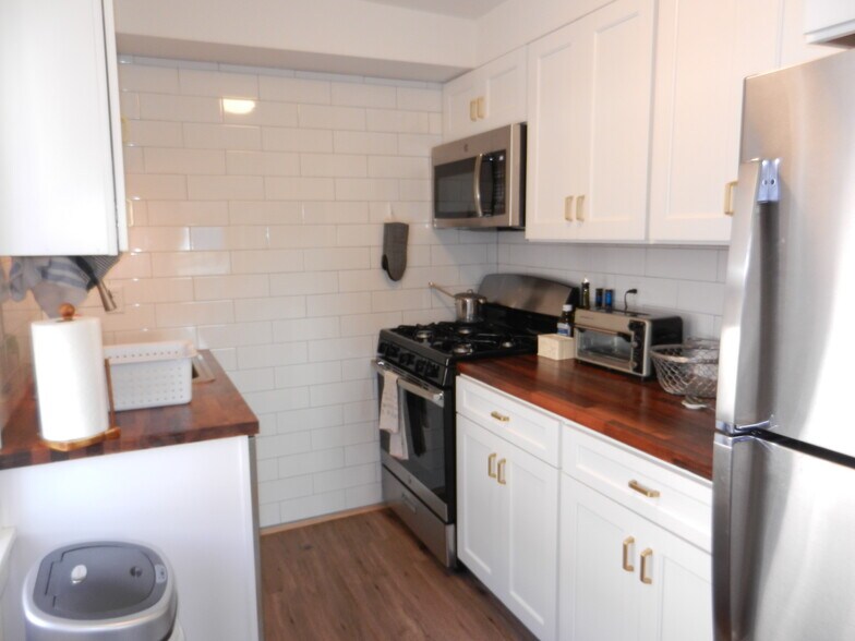 More Photos Of 231 Elmer St, Westfield Office For Lease