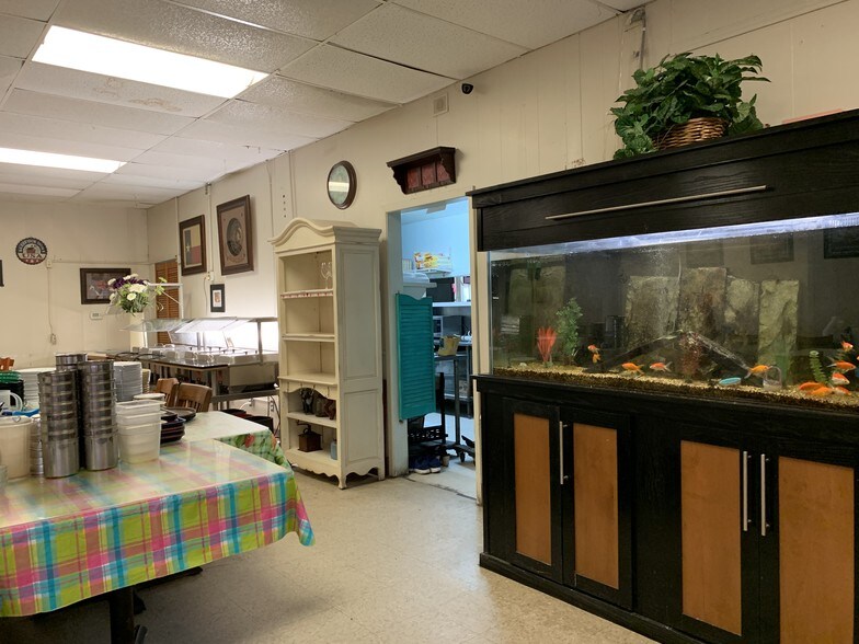 More Photos Of 500 S Velasco St, Angleton Restaurant For Sale