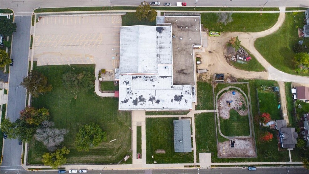 More Photos Of 520 E Holum St, Deforest Schools For Sale