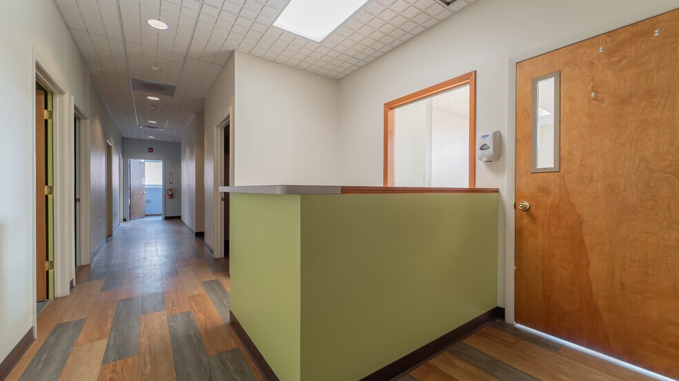 More Photos Of 710 Franklin St, Michigan City Freestanding For Lease