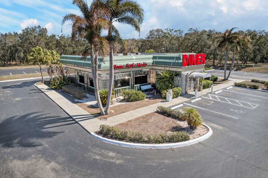 More Photos Of 4040 US Highway 27 S, Sebring Restaurant For Sale