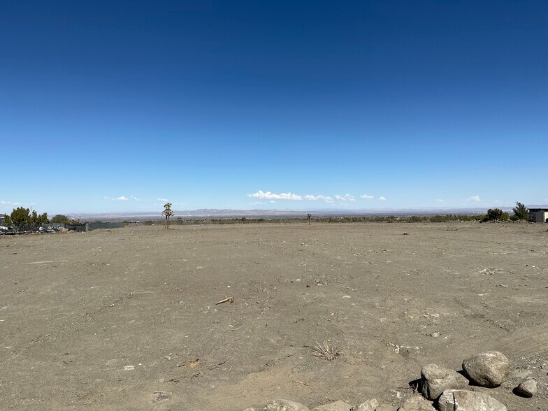 More Photos Of 0 Acacia Rd, Pinon Hills Land For Lease