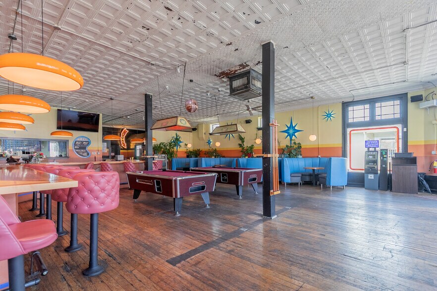 More Photos Of 1804 E Main St, Chattanooga General Retail For Sale