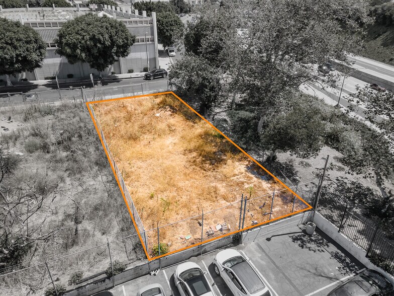 More Photos Of 1014 Bartlett St, Los Angeles Land For Sale