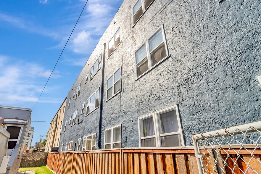 More Photos Of 1360 Berkeley Way, Berkeley Apartments For Sale