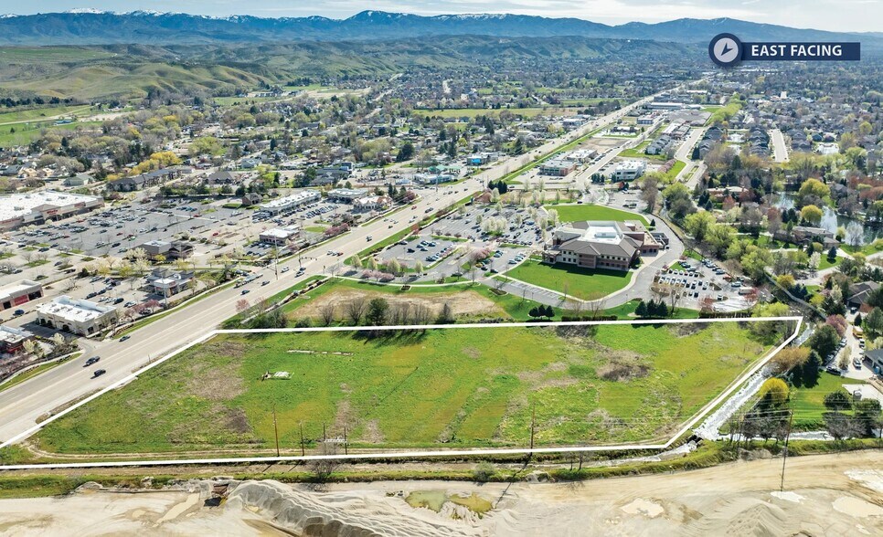 More Photos Of 2900 E State St, Eagle Land For Sale
