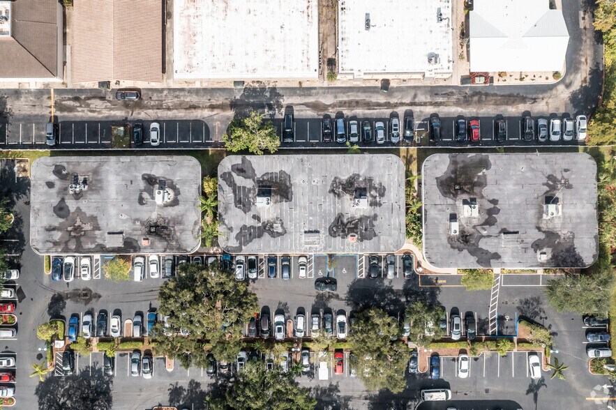More Photos Of 4330 Sheridan St, Hollywood Medical For Lease
