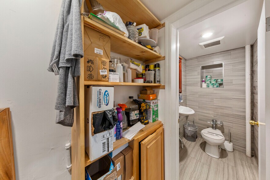 More Photos Of 1143-1159 Second Ave, New York Apartments For Lease