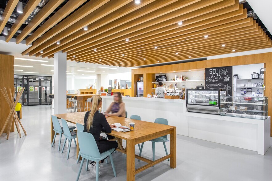 More Photos Of Third Ave, Marlow Coworking Space