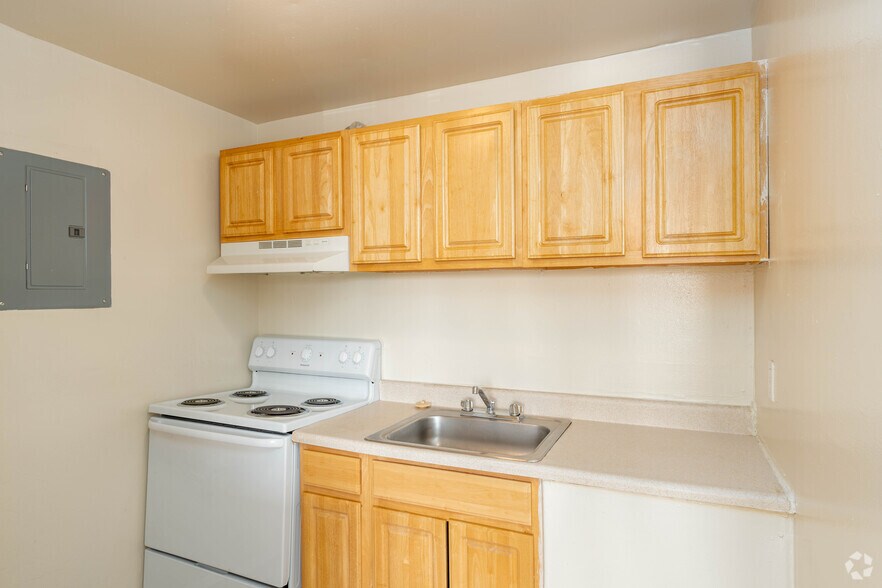 More Photos Of 6004-6028 Amberwood Rd, Baltimore Apartments For Sale